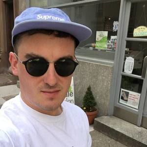 Meet your Posher, Barry